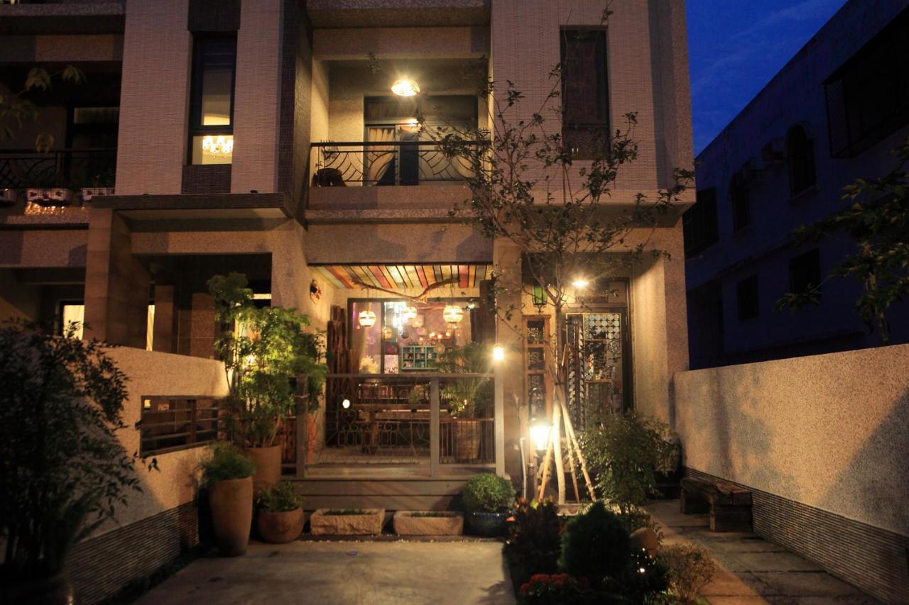 Bear Forest Retro B&B Hualien City Exterior photo